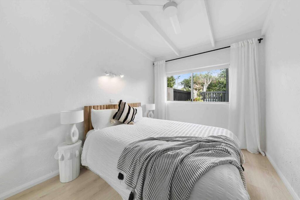 Apartment Pa2 Stunning Sunshine Pets Welcome